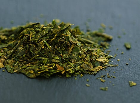 chá verde para retenção de líquido